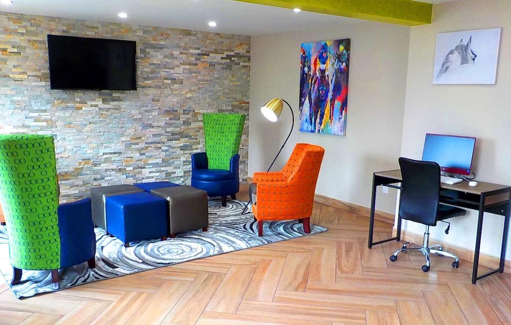 Surestay Hotel By Best Western Florence Ngoại thất bức ảnh